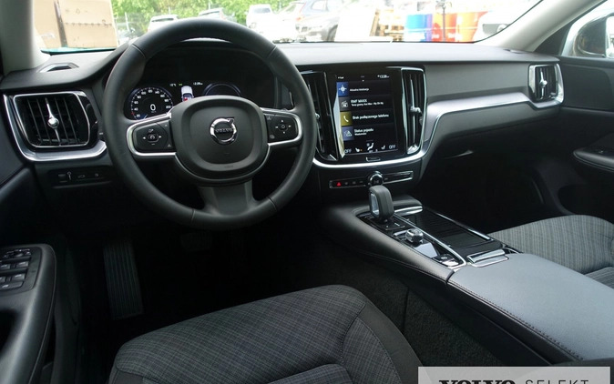 Volvo V60 cena 159900 przebieg: 84000, rok produkcji 2022 z Rumia małe 529